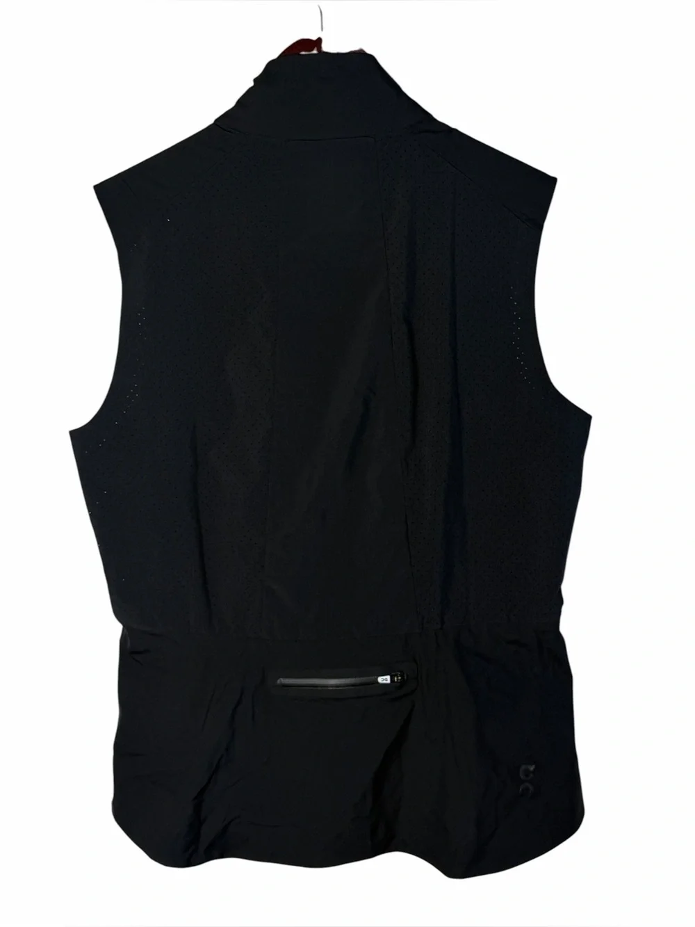 On Running Weather vest women’s black lightweight reflective zip Pockets sz M